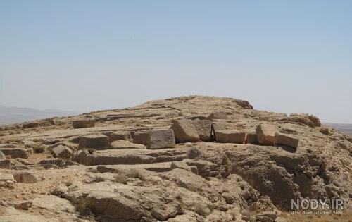 عکس شیرین در کوه بیستون عکس شیرین در کوه بیستون