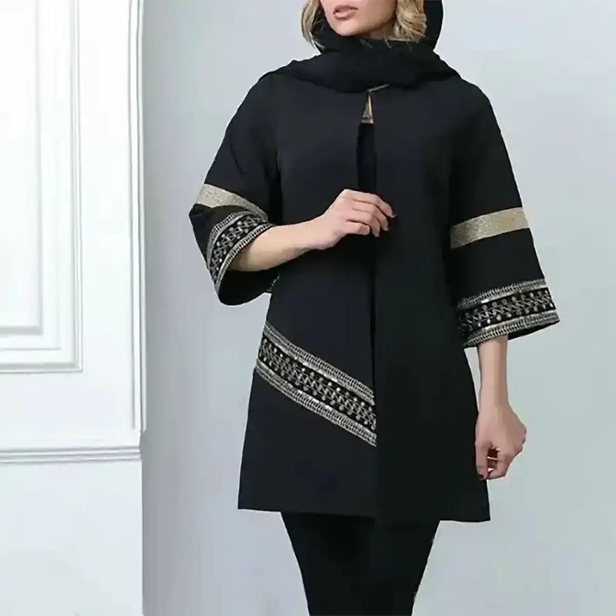 مانتو مشکی ساده و شیک