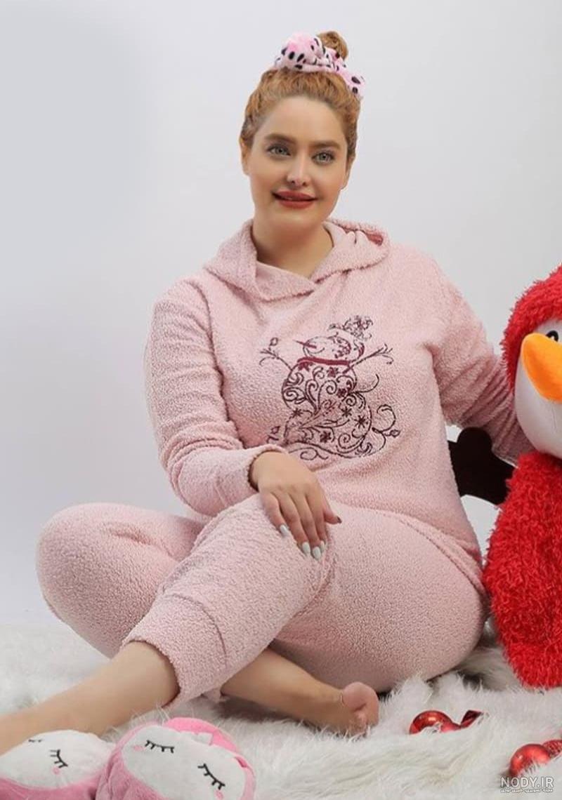 ست لباس اسپرت بلوز و شلوار مخمل کبریتی سبز کد 41 ست لباس اسپرت بلوز و شلوار مخمل کبریتی سبز کد 41