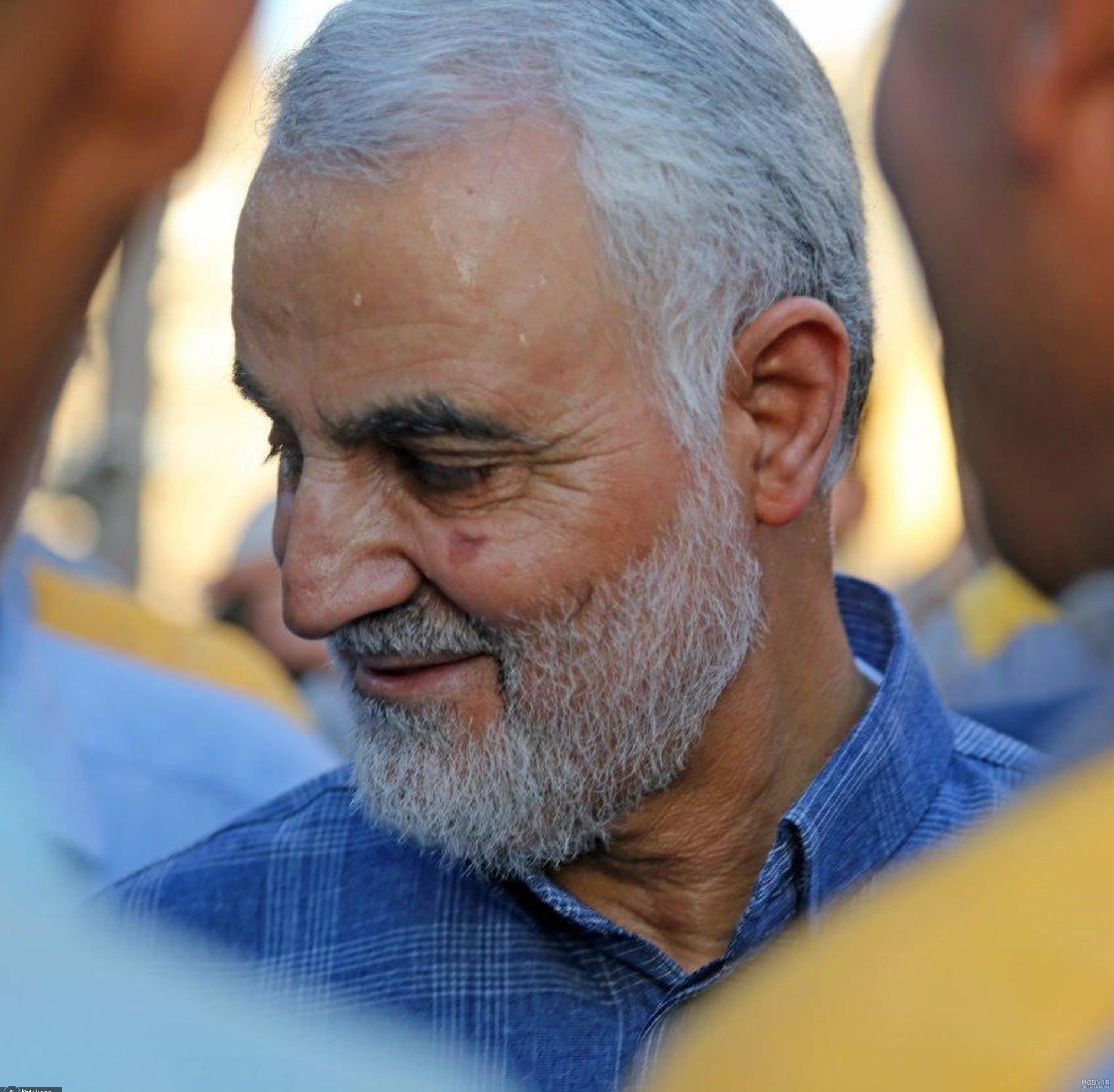 بنر پلاکارد لایه باز محرم با عکس امام خامنه ای و سردار شهید حاج قاسم سلیمانی| گرافیک طرح بنر پلاکارد لایه باز محرم با عکس امام خامنه ای و سردار شهید حاج قاسم سلیمانی| گرافیک طرح
