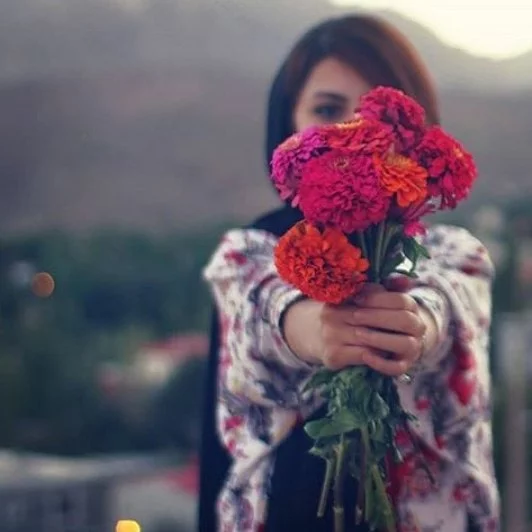 عکس پروفایل بدون متن شاد دخترونه ❤️ [ بهترین تصاویر ]