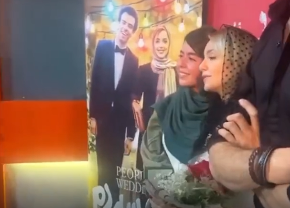 cinematicket@instagram on Pinno: 🎬 «عروسی مردم» در اکران تابستان . با اعل... cinematicket@instagram on Pinno: 🎬 «عروسی مردم» در اکران تابستان . با اعل...
