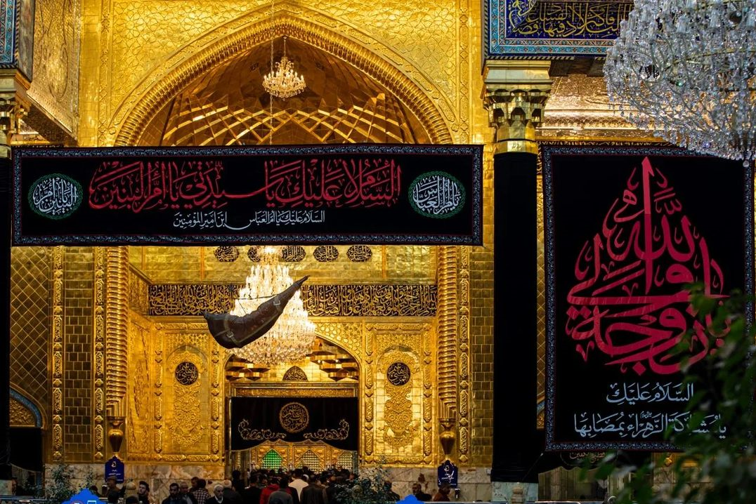 عکس از حرم حضرت عباس علیه السلام عکس از حرم حضرت عباس علیه السلام
