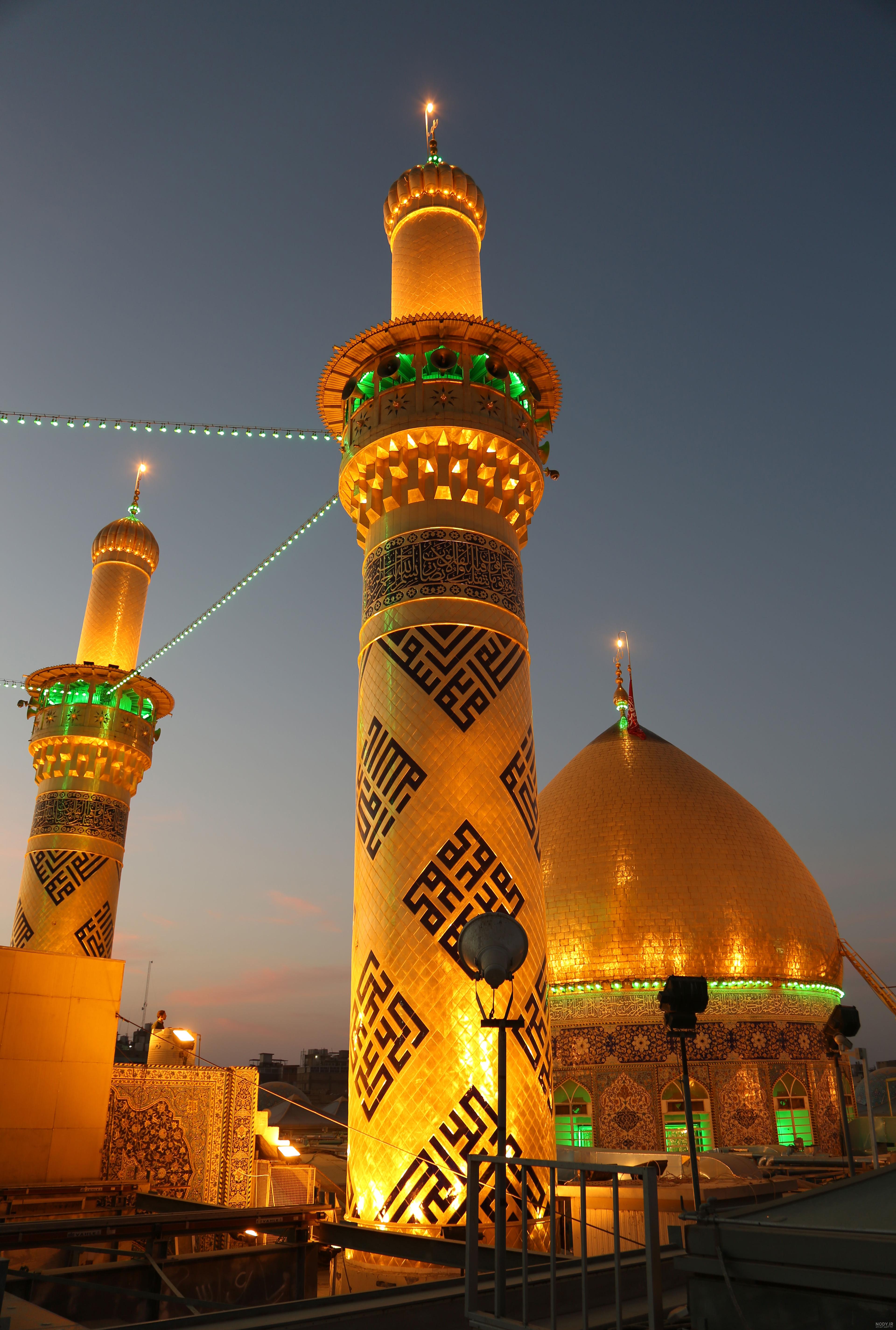 نمایی زیبا از حرم حضرت ابوالفضل عباس(علیه السلام) نمایی زیبا از حرم حضرت ابوالفضل عباس(علیه السلام)