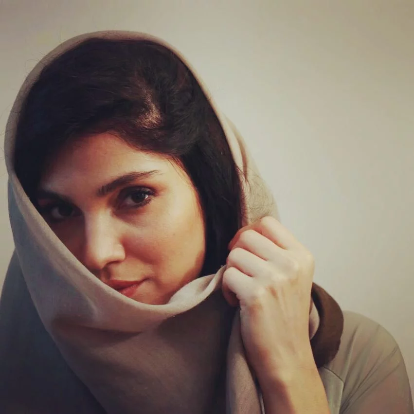بیوگرافی ندا قاسمی بازیگر نقش شیرین در سریال نون خ بیوگرافی ندا قاسمی بازیگر نقش شیرین در سریال نون خ