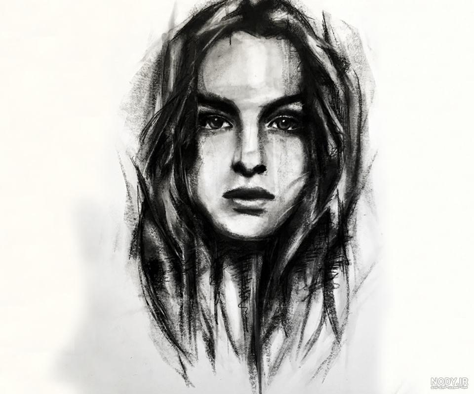 عکس نقاشی چهره با زغال