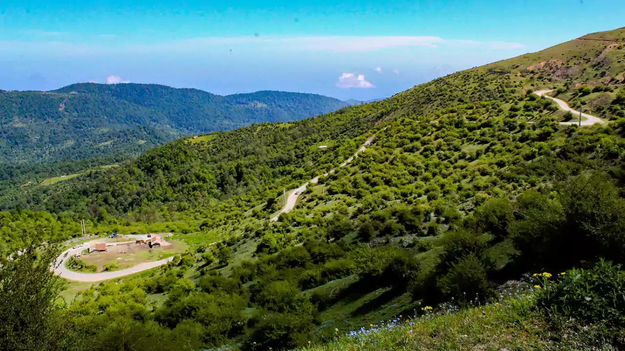 روستای فیلبند، روستایی عجیب و رویایی بر فراز ابرها + تصاویر