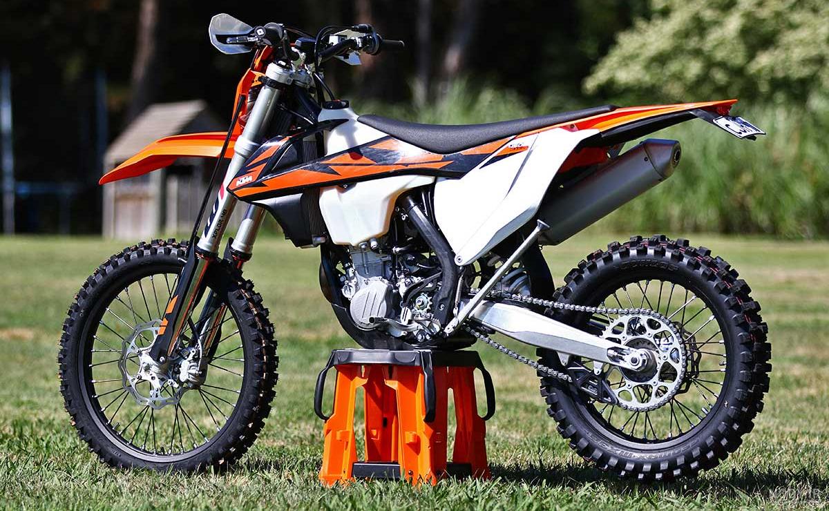 موتور سیکلت یاماها مدل XSR155 - موتور مارکت موتور سیکلت یاماها مدل XSR155 - موتور مارکت