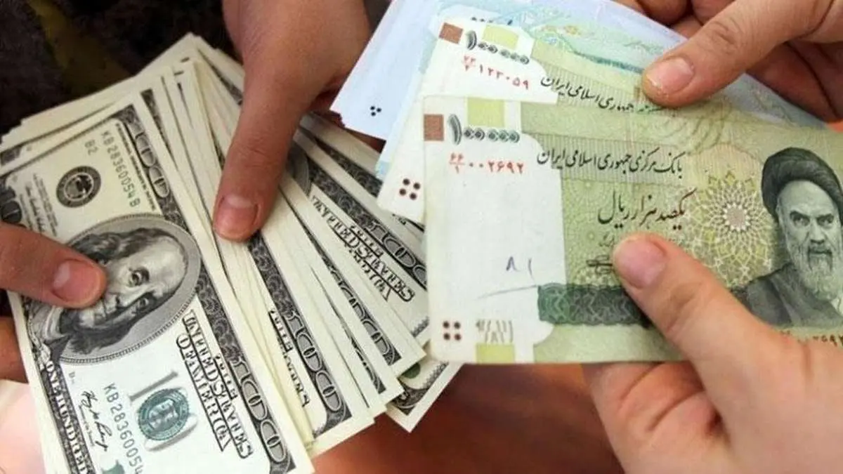 ثبات اسکناس دلار و افزایش اندک یورو در مرکز مبادله ثبات اسکناس دلار و افزایش اندک یورو در مرکز مبادله