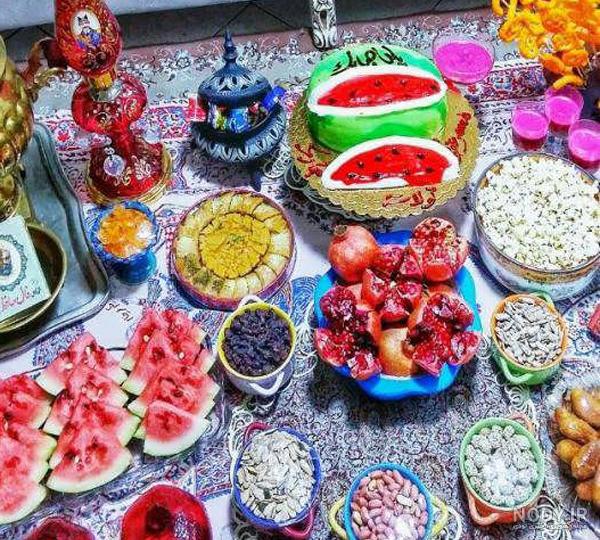 عکس هایی از سفره ی شب یلدا عکس هایی از سفره ی شب یلدا