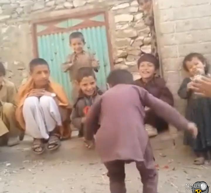 عکس پسر افغانی در عصر جدید