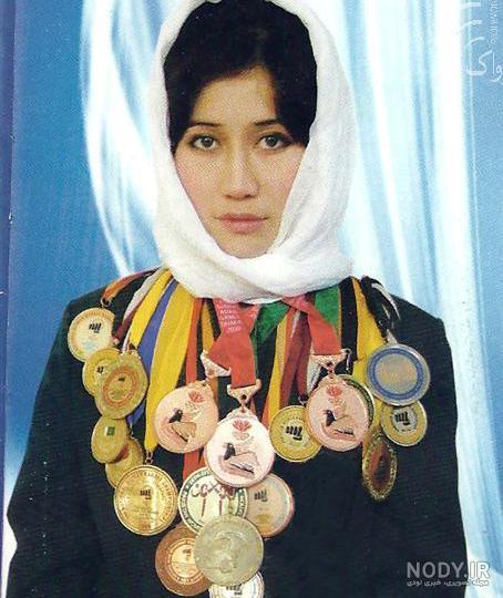 عکس دختر افغانی که زیباترین دختر ایران شد