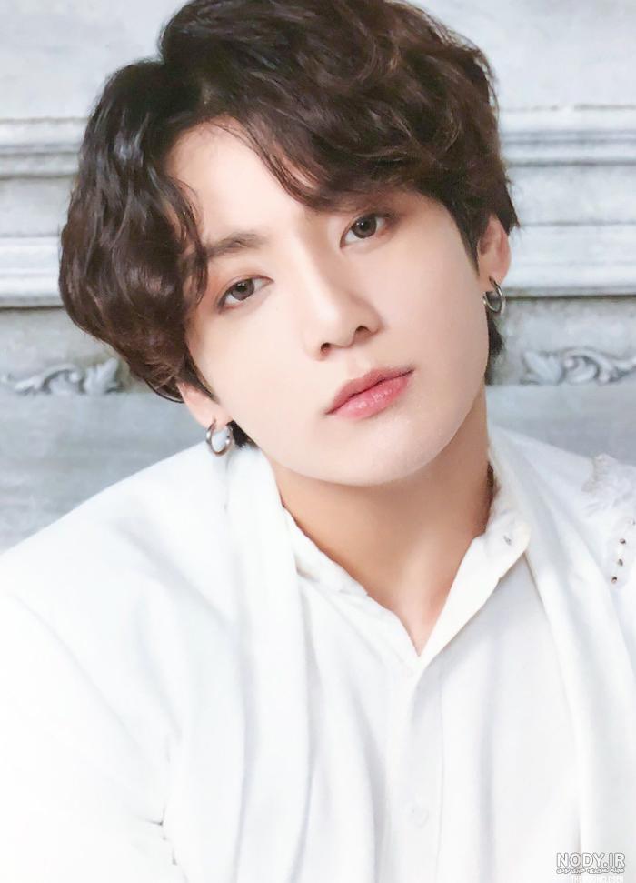ωнαℓιεη52🐳⟭⟬ᵖᵗᵈArezoo⁷♡⟭⟬ǝʇᴉɯɐuʎp🔥 on X: "برید کنار جونگ کوک اومد وی‌ورس  این سلفی رو گذاشت عرررر بزارید ببوسمش @BTS_twt https://t.co/sEhM0Whzl1" / X