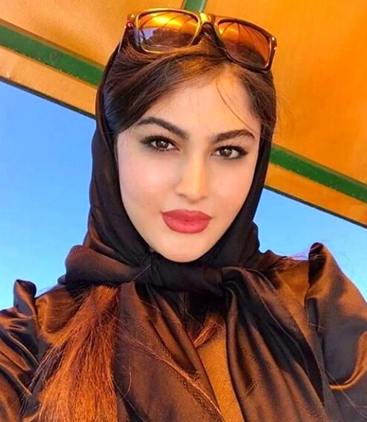 اشکهای مریم مومن در آنتن زنده | آبروریزی مریم مومن دردسرساز شد اشکهای مریم مومن در آنتن زنده | آبروریزی مریم مومن دردسرساز شد