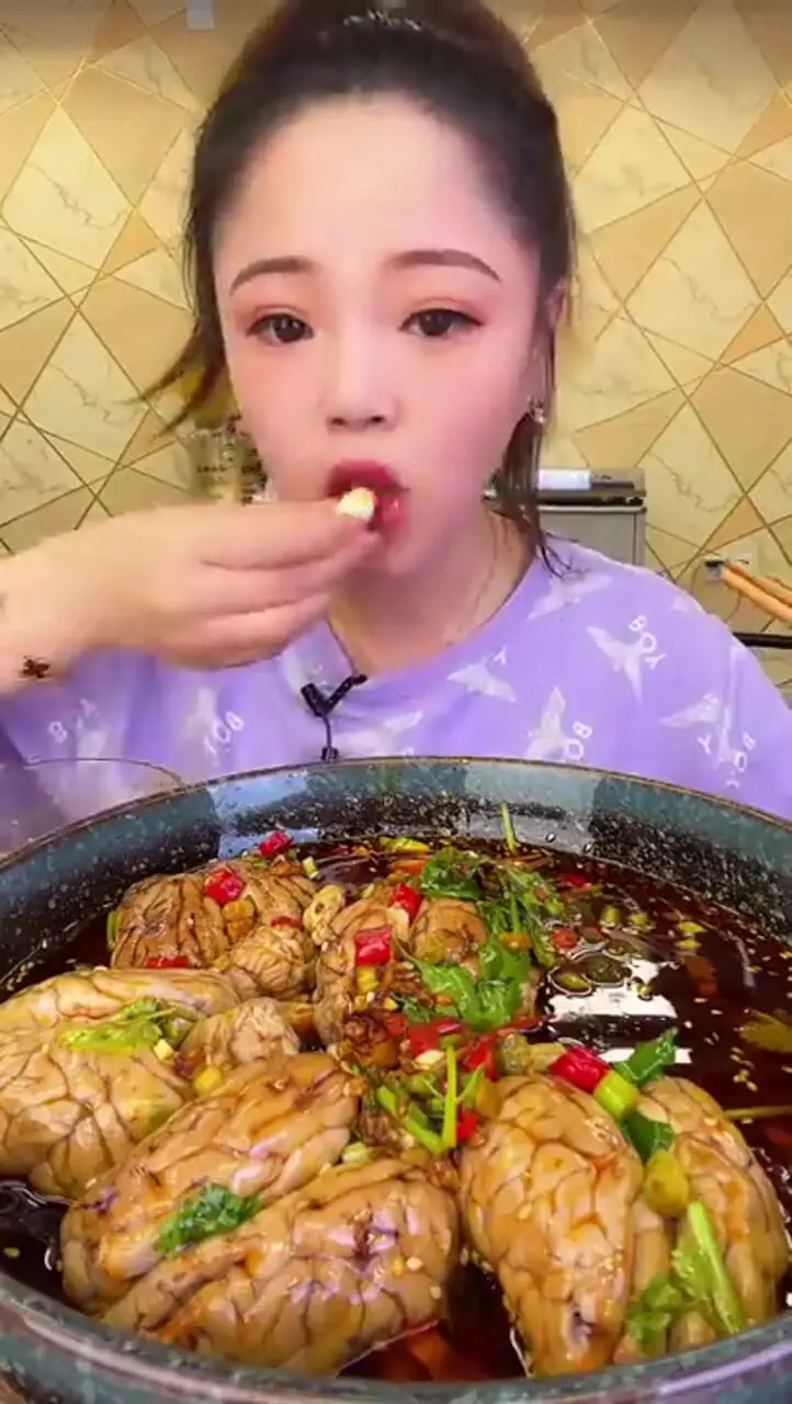 آیا خوردن قلم گاو و گوساله برای کودکان فایده ای دارد؟ آیا خوردن قلم گاو و گوساله برای کودکان فایده ای دارد؟