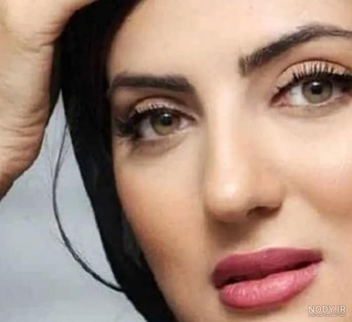 تبریک تولد خانم بازیگر برای مادرش