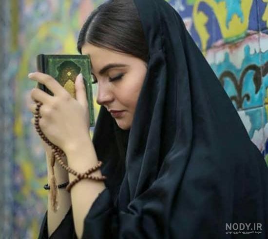 خرید چادر مشکی مجلسی و ساده با تنوع بالا و 20 نوع پارچه چادری خرید چادر مشکی مجلسی و ساده با تنوع بالا و 20 نوع پارچه چادری