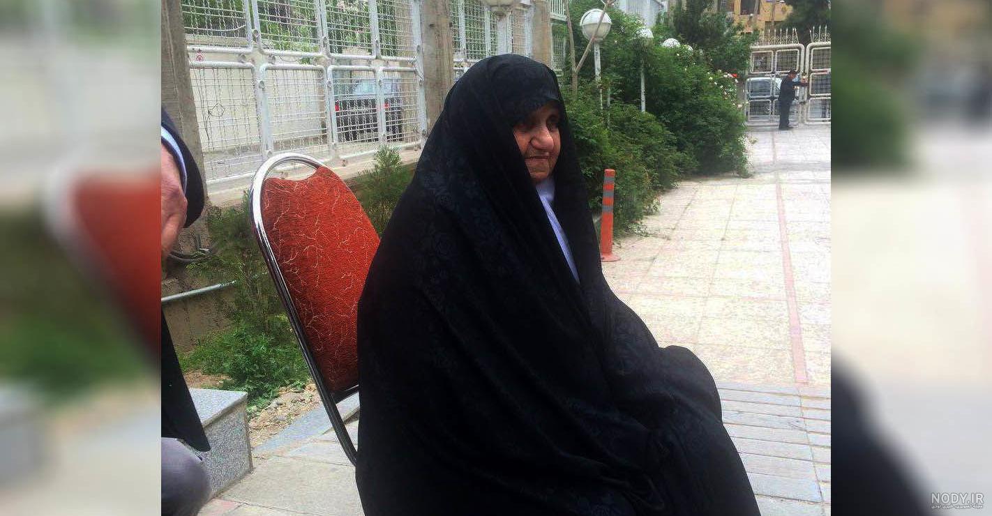 عکس از مادر شهید رئیسی عکس از مادر شهید رئیسی