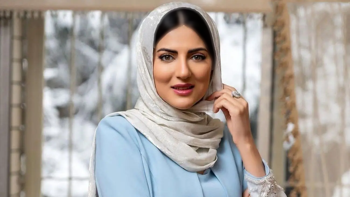 عکس باورنکردنی از مادر خیلی جوان هلیا امامی در رستوران لاکچری /تشخیص مادر و دختر سخت شد +عکس جنجالی عکس باورنکردنی از مادر خیلی جوان هلیا امامی در رستوران لاکچری /تشخیص مادر و دختر سخت شد +عکس جنجالی