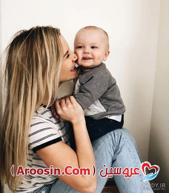 ژست دونفره عکس نوزاد با مادر در منزل - مجله چند ماهمه ژست دونفره عکس نوزاد با مادر در منزل - مجله چند ماهمه