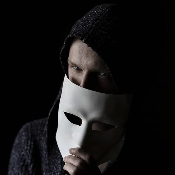 جملات و پروفایل نیش دار جدید به فامیل، دوست و خانواده شوهر