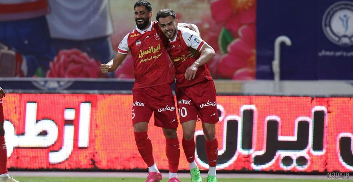 عکس| استقلال بالاخره در جدول از پرسپولیس جلو افتاد! عکس| استقلال بالاخره در جدول از پرسپولیس جلو افتاد!