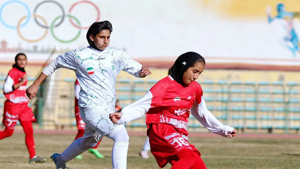 این زن سرمربی تیم فوتبال بانوان پرسپولیس شد + عکس - همشهری آنلاین این زن سرمربی تیم فوتبال بانوان پرسپولیس شد + عکس - همشهری آنلاین