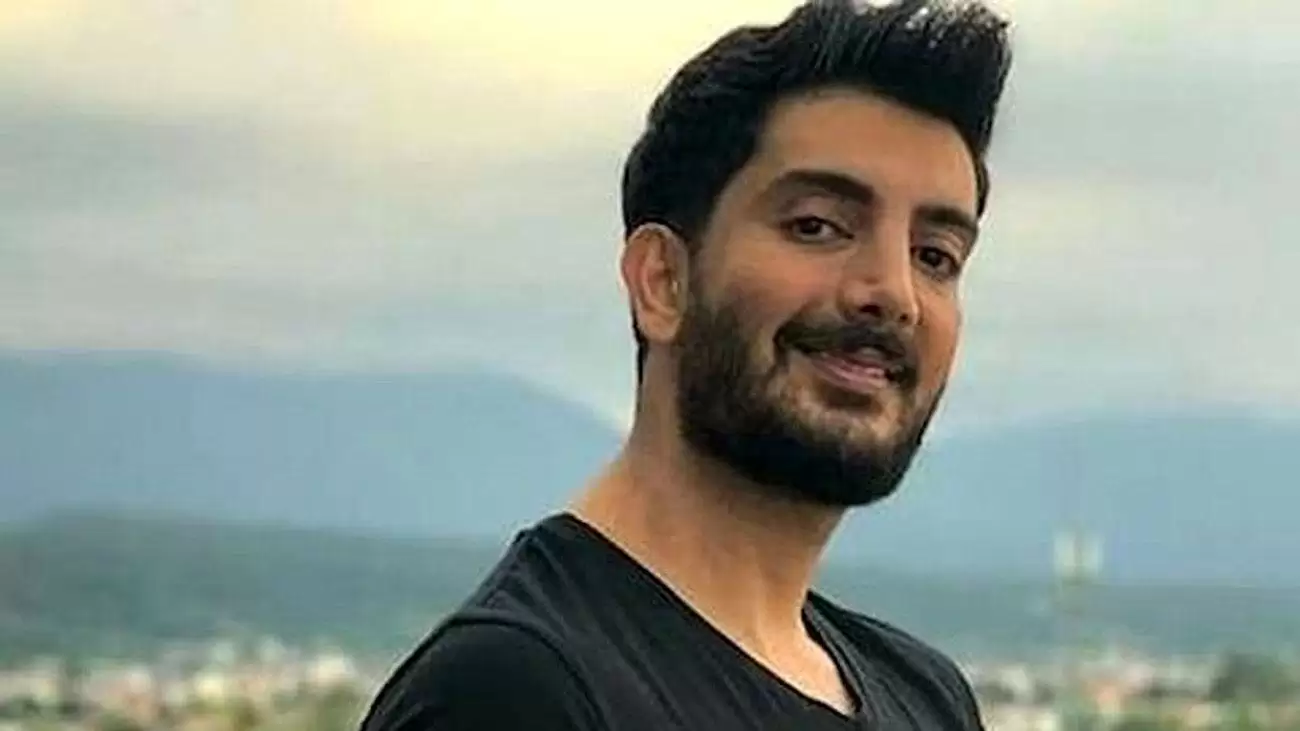 رونمایی از مادر احسان علیخانی ! + عکس چهره قدیمی مجری عصر جدید ! رونمایی از مادر احسان علیخانی ! + عکس چهره قدیمی مجری عصر جدید !