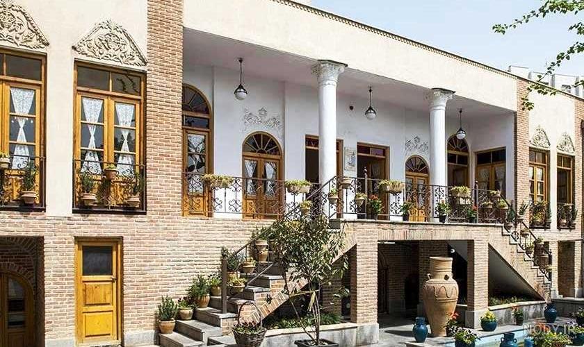 شعر نو درباره خانه های قدیمی و نوستالژی