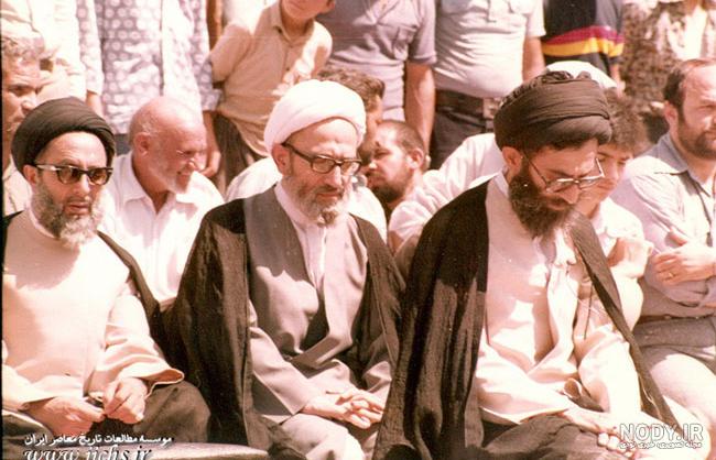 عکس‌های خاص از رهبر انقلاب و حسن روحانی در دوران جوانی