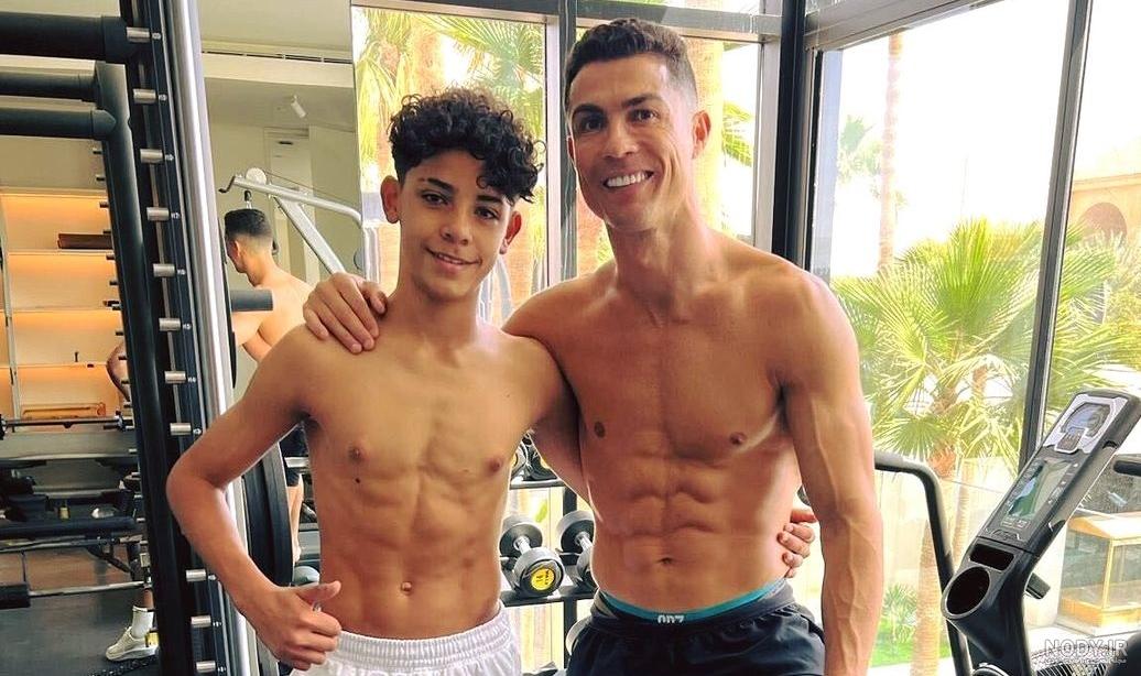 20 عکس سیکس پک کریس رونالدو CR7 در دوران مختلف | تابان