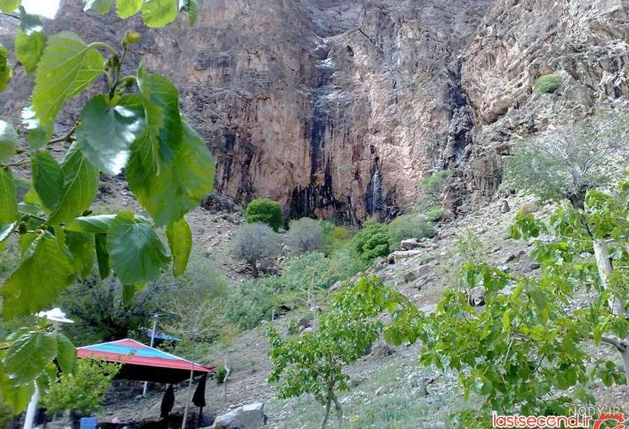 عکس از آبشار شاه لولاک عکس از آبشار شاه لولاک