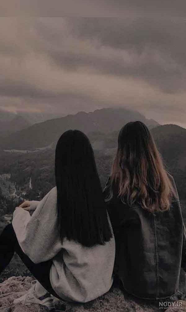 عکس سایه دختر در تاریکی