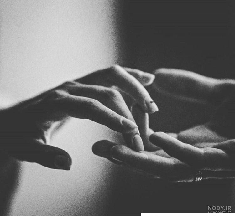 عکس زمینه نیمه ماه سیاه و سفید پس زمینه | والپیپر گرام