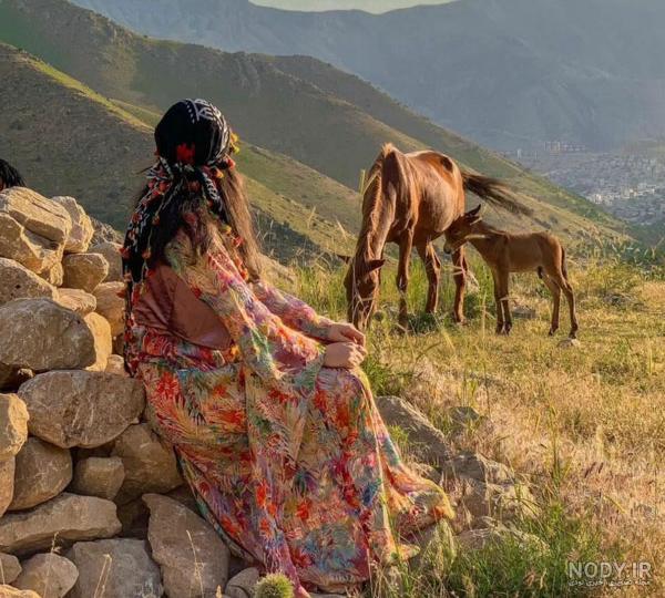 عکس پروفایل دخترونه با اسب سفید - عکس نودی
