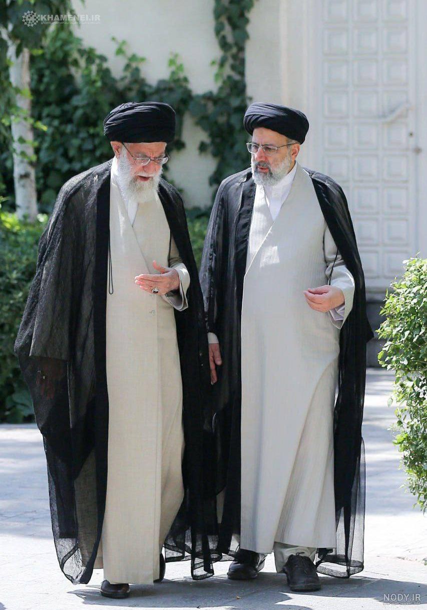 نمایش تصویر سردار حاج قاسم سلیمانی در سازمان ملل توسط شهید رئیسی نمایش تصویر سردار حاج قاسم سلیمانی در سازمان ملل توسط شهید رئیسی
