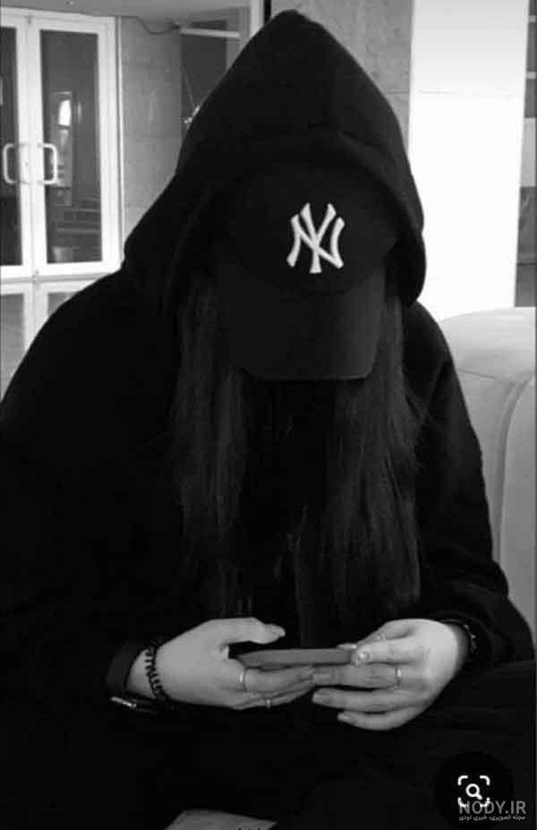  بک گراند سیاه سفید دخترانه