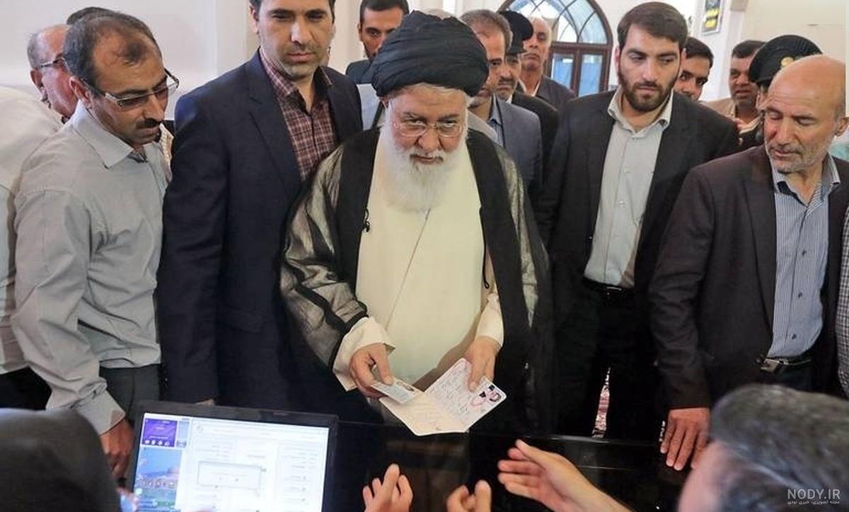 تصویری از همسر «ابراهیم رئیسی» و علم‌الهدی در کنار تابوت رئیس‌جمهور؛ منزل  مادر ابراهیم رئیسی در مشهد/ ویدئو و تصاویر