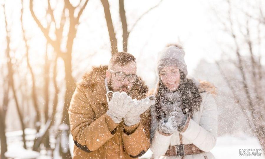 عکس برف در شب عاشقانه با کیفیت بالا برای پروفایل