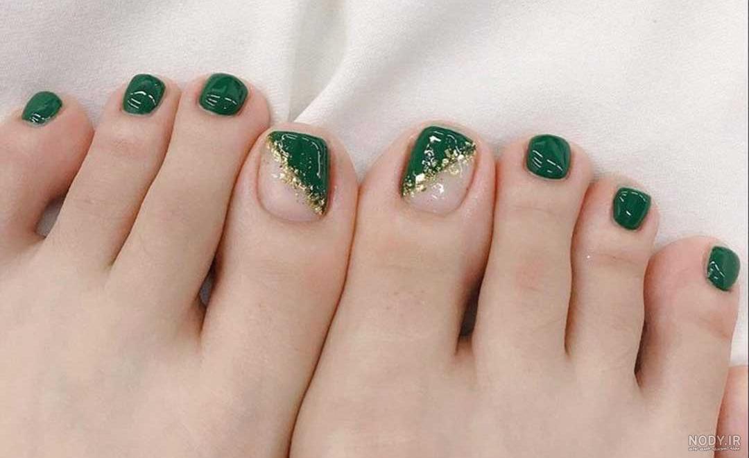مدل های جدید فرنچ ناخن پا با طراحی ساده و مینیمال
