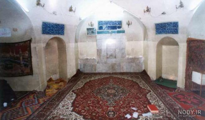 پوستر تمثال حضرت علی و امام حسین ع توضیح دارد پوستر تمثال حضرت علی و امام حسین ع توضیح دارد