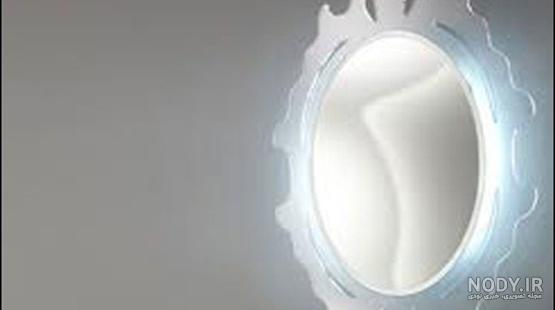 چرا چهره مان در آینه بهتر از عکس است؟