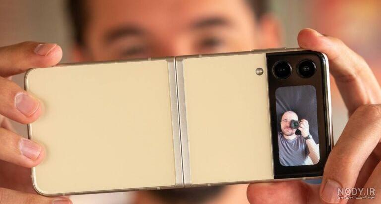 قاب و کاور محافظ شفاف آراری گلکسی زد فلیپ 3 مدل کریستال شفاف araree Nukin  Galaxy Z Flip 3 5G Clear Case - ویبره موبایل