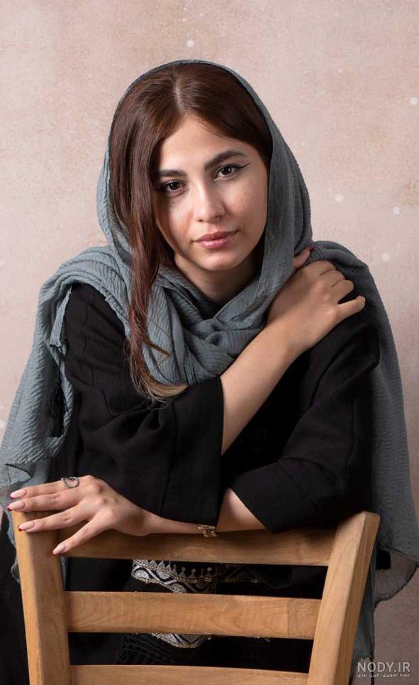ژست عکاسی دخترانه زیبا 2023 جدید و جذاب با ایدههای متنوع ژست عکاسی دخترانه زیبا 2023 جدید و جذاب با ایدههای متنوع