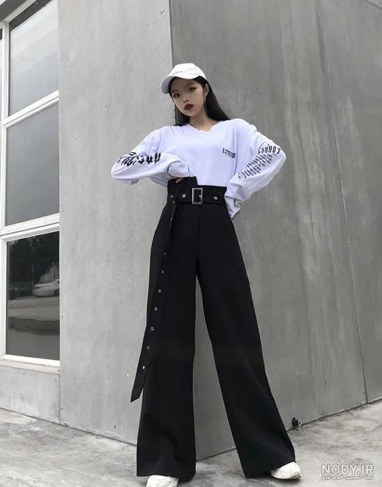 عکس دختر کره ای با گوشی