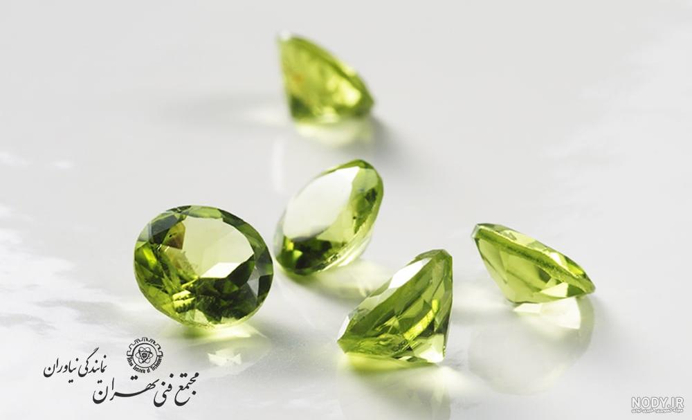 سنگ زبرجد یا پریدوت چیست؟ خواص و نحوه تشخيص زبرجد - سنگ شناس