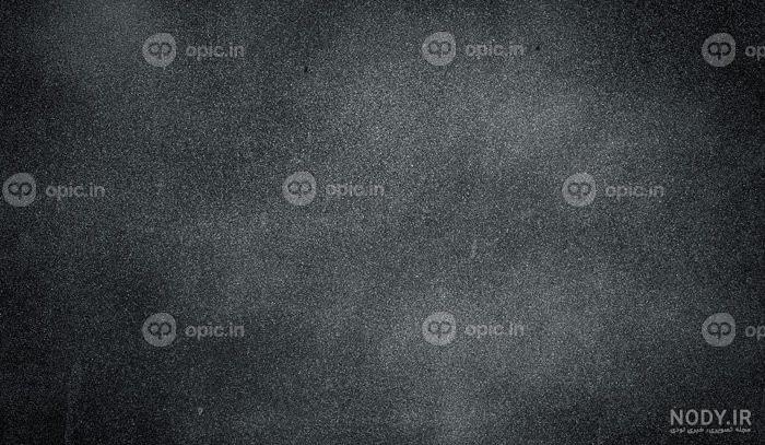 عکس خاکستری تیره