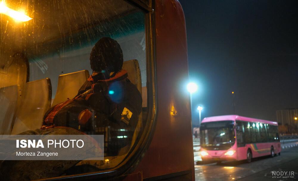 عکس داخل اتوبوس با مسافر شب