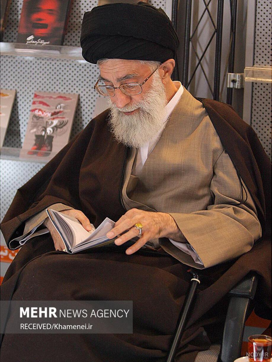 عکس رهبر در حال مطالعه - عکس نودی عکس رهبر در حال مطالعه - عکس نودی