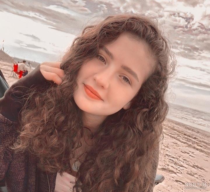 عکس آیبیکه و برگ